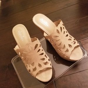 Charles David April Cutout Wedges
